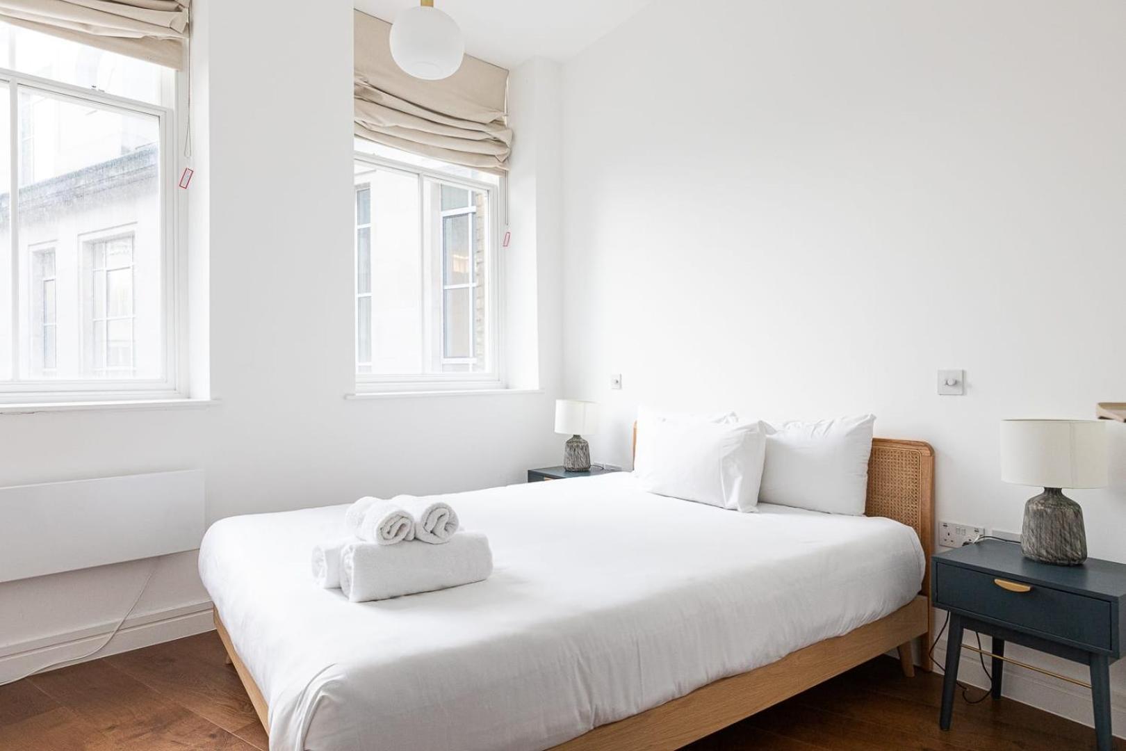 Two Adjacent Luxurious 1 Bed *