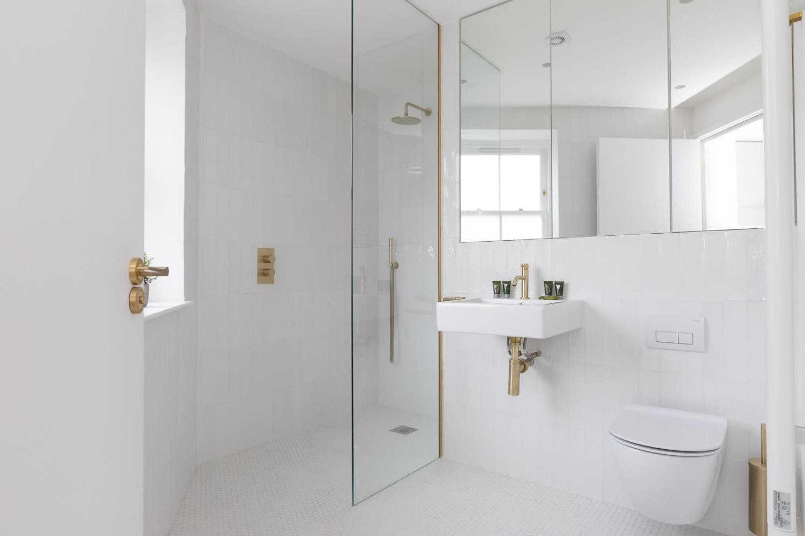 Two Adjacent Luxurious 1 Bed London