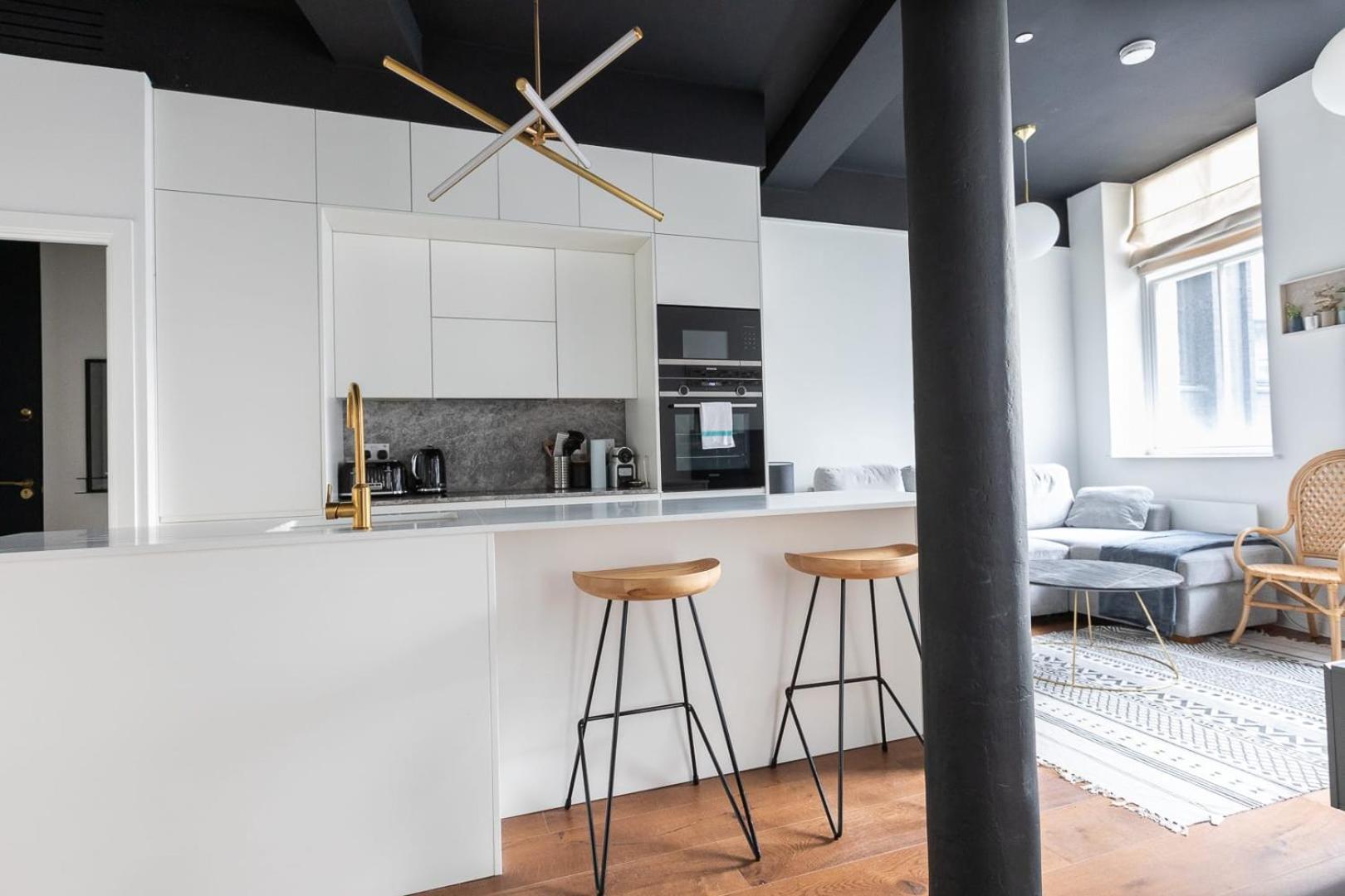 Two Adjacent Luxurious 1 Bed London