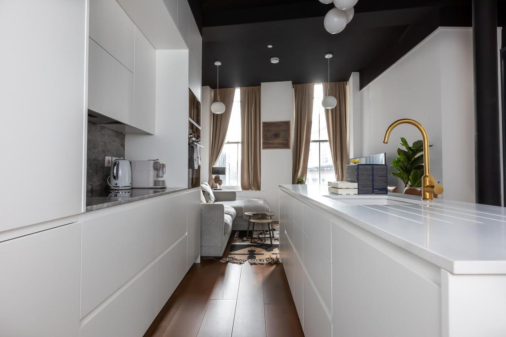 Two Adjacent Luxurious 1 Bed * London
