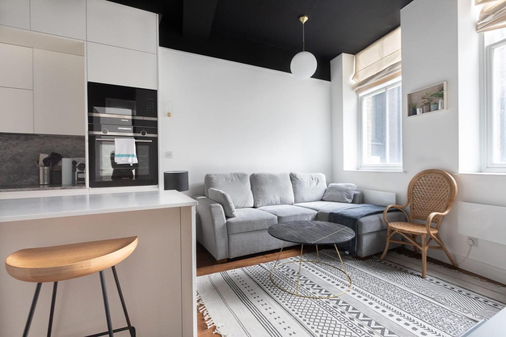 Two Adjacent Luxurious 1 Bed * London