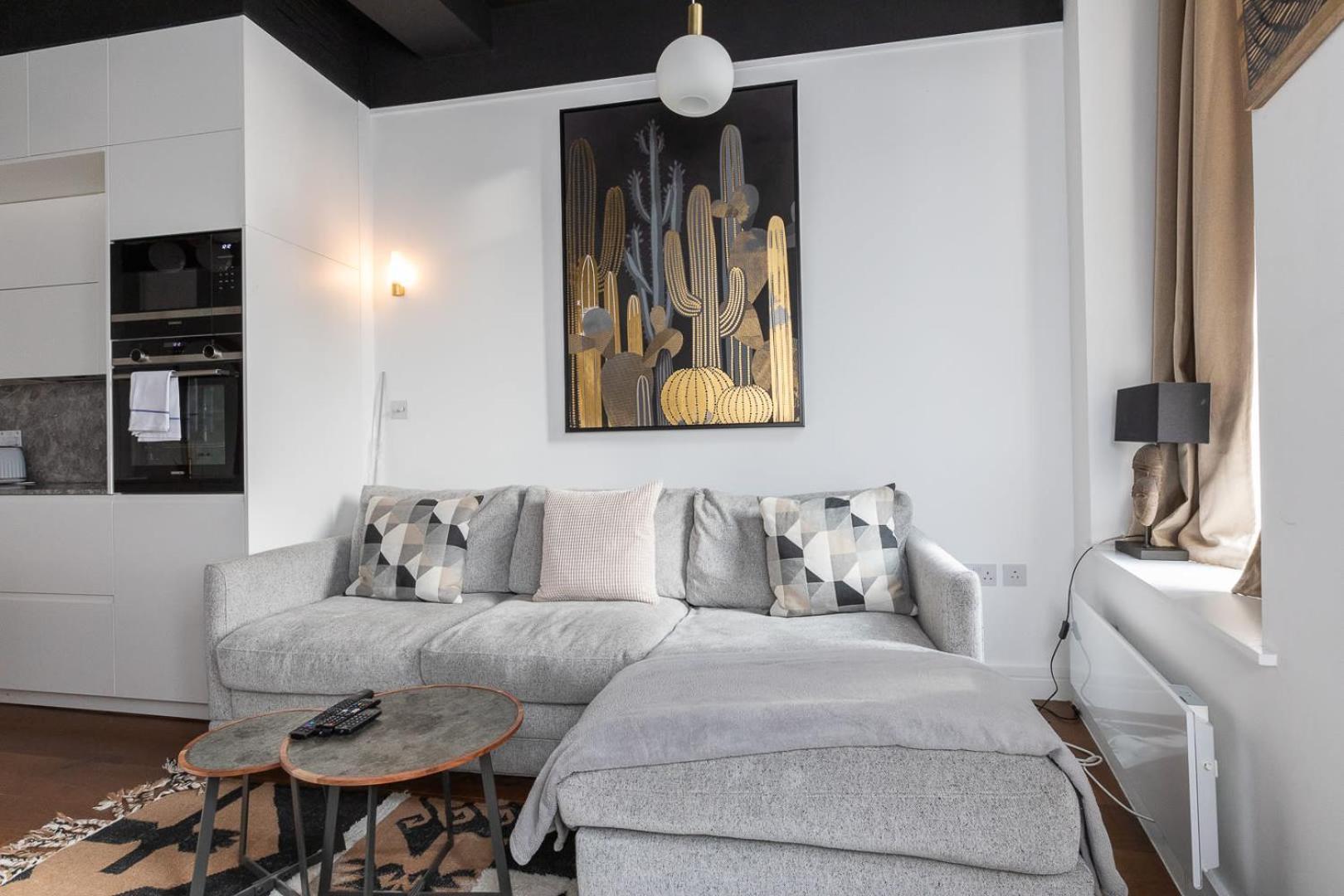 Two Adjacent Luxurious 1 Bed